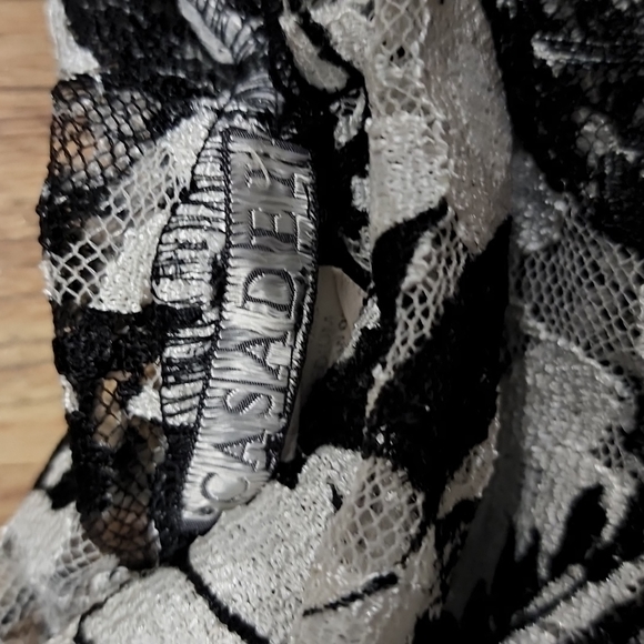 Beautiful dress top!! - Picture 2 of 4